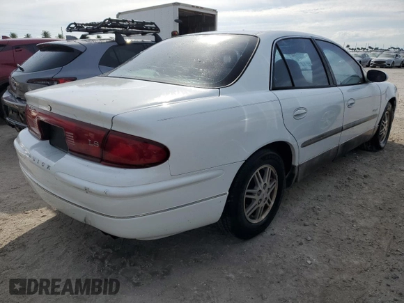 1999 Buick Regal LS with VIN 2G4WB52K0X1568596, listed as a Copart auction lot 82605124 with 105,388 mi miles and Non Repairable. Bid and sale history available at carsss.com. Image 3.