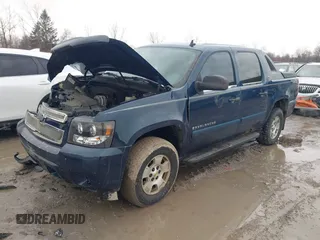 2007 Chevrolet Avalanche 3LT z VIN 3GNFK12307G150155, wystawiony jako IAAI lot #41637680 z przebiegiem Nie podano mil oraz . Historia ofert i sprzedaży dostępna na DreamBid. Obrazek 2.