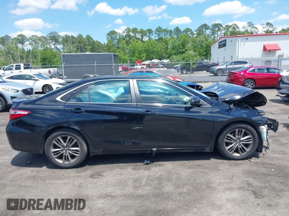 2017 Toyota Camry XLE z VIN 4T1BF1FK5HU712798, wystawiony jako IAAI lot #42268987 z przebiegiem 127 654 mil mil oraz . Historia ofert i sprzedaży dostępna na DreamBid. Obrazek 12.