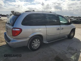 2006 Chrysler Town & Country LWB Touring with VIN 2A4GP54L36R647934, listed as a Copart auction lot 42518635 with 176,609 mi miles and Salvage Title. Bid and sale history available at carsss.com. Image 3.