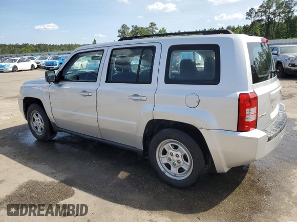 2010 Jeep Patriot Sport z VIN 1J4NF2GB1AD649544, wystawiony jako Copart lot #55086225 z przebiegiem 98 944 mil mil oraz Szkoda całkowita • Salvage title. Historia ofert i sprzedaży dostępna na DreamBid. Obrazek 2.