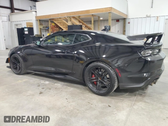 2021 Chevrolet Camaro ZL1 with VIN 1G1FJ1R66M0100087, listed as a Copart auction lot 83531104 with 10,363 mi miles and Clean Title. Bid and sale history available at carsss.com. Image 2.