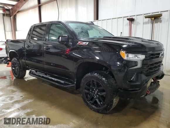 2022 Chevrolet Silverado 1500 LT Trail Boss with VIN 3GCUDFED1NG634831, listed as a Copart auction lot 50581235 with 7,105 mi miles and Salvage Title. Bid and sale history available at DreamBid. Image 4.