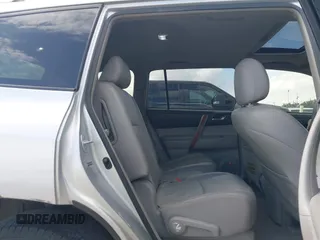 2010 Toyota Highlander Limited с VIN JTEYK3EH8A2097494, выставлен на аукционе IAAI как лот 41516578 с пробегом 216 077 миль миль и . История ставок и продаж доступна на DreamBid. Изображение 8.