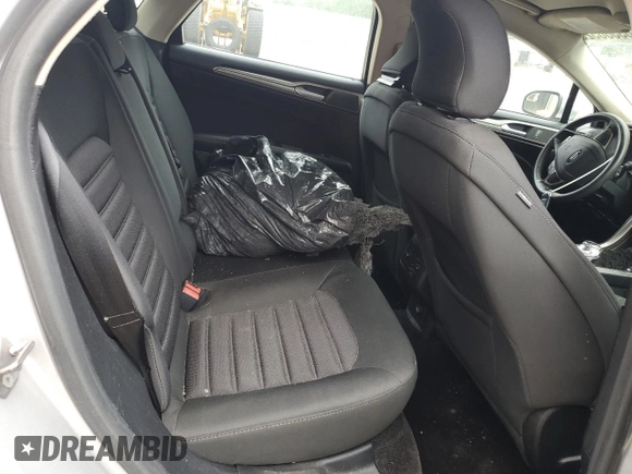 2017 Ford Fusion SE z VIN 3FA6P0H72HR394609, wystawiony jako Copart lot #63386525 z przebiegiem Nie podano mil oraz Szkoda całkowita • Salvage title. Historia ofert i sprzedaży dostępna na DreamBid. Obrazek 10.