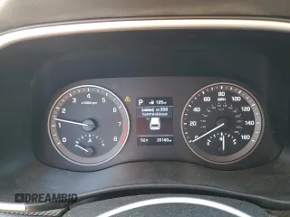 2020 Hyundai Tucson SEL z VIN KM8J3CAL2LU178880, wystawiony jako Copart lot #50569165 z przebiegiem 28 140 mil mil oraz Szkoda całkowita • Salvage title. Historia ofert i sprzedaży dostępna na DreamBid. Obrazek 9.