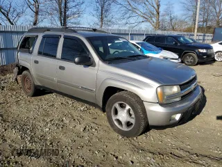 2003 Chevrolet TrailBlazer EXT LT with VIN 1GNET16S236105689, listed as a Copart auction lot 48350885 with 197,959 mi miles and Salvage Title. Bid and sale history available at DreamBid. Image 4.