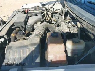 2009 Ford F-150 STX с VIN 1FTRF02WX9KA16845, выставлен на аукционе IAAI как лот 42474360 с пробегом 180 947 миль миль и . История ставок и продаж доступна на DreamBid. Изображение 20.