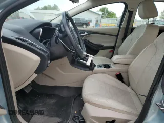 2013 Ford Focus Electric with VIN 1FADP3R42DL264058, listed as a Copart auction lot 59331665 with 43,266 mi miles and Salvage title. Bid and sale history available at DreamBid. Image 7.