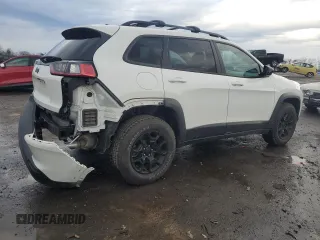 2022 Jeep Cherokee X with VIN 1C4PJMCX3ND549915, listed as a Copart auction lot 43208645 with 26,267 mi miles and Salvage Title. Bid and sale history available at carsss.com. Image 3.