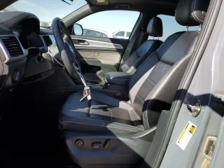 2022 Volkswagen Atlas SE with VIN 1V2JC2CA4NC222945, listed as a Copart auction lot 75046524 with 71,545 mi miles and Clean title. Bid and sale history available at DreamBid. Image 7.