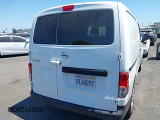 2020 Nissan NV200 S with VIN 3N6CM0KN4LK696897, listed as a IAAI auction lot 42317028 with 105,230 mi miles and . Bid and sale history available at DreamBid. Image 16.