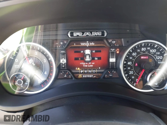 2019 Ram 2500 Laramie z VIN 3C6UR5FL9KG727505, wystawiony jako IAAI lot #42460333 z przebiegiem 27 987 mil mil oraz . Historia ofert i sprzedaży dostępna na DreamBid. Obrazek 7.
