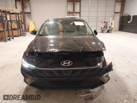 2024 Hyundai Elantra SE with VIN KMHLL4DG9RU832988, listed as a IAAI auction lot 42166112 with 9,676 mi miles and . Bid and sale history available at DreamBid. Image 12.