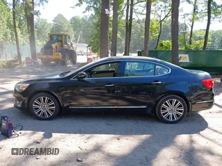 2015 Kia Cadenza Premium z VIN KNALN4D77F5177893, wystawiony jako IAAI lot #42261570 z przebiegiem 107 396 mil mil oraz . Historia ofert i sprzedaży dostępna na DreamBid. Obrazek 14.