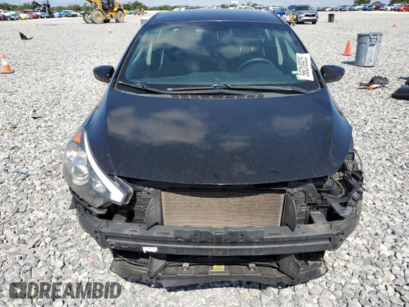 2016 Kia Forte LX z VIN KNAFK4A68G5543007, wystawiony jako Copart lot #56018925 z przebiegiem 102 047 mil mil oraz Nie do naprawy • Non repairable. Historia ofert i sprzedaży dostępna na DreamBid. Obrazek 5.