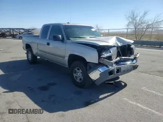 2003 Chevrolet Silverado 1500 with VIN 2GCEK19T531210475, listed as a Copart auction lot 47099315 with 211,504 mi miles and Salvage Title. Bid and sale history available at carsss.com. Image 10.