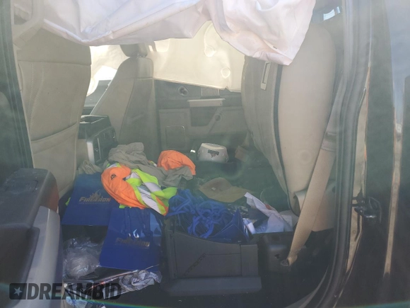 2018 Ford F-250 XL с VIN 1FT7W2BT0JEB27772, выставлен на аукционе Copart как лот 46932235 с пробегом 366 763 миль миль и Списание • Salvage title. История ставок и продаж доступна на DreamBid. Изображение 10.