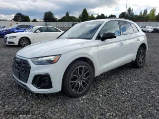 2023 Audi SQ5 Premium Plus with VIN WA1B4AFYXP2146513, listed as a Copart auction lot 71226964 with 20,422 mi miles and Salvage Title. Bid and sale history available at carsss.com. Image 1.