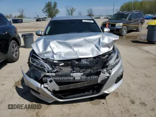 2022 Nissan Altima SV z VIN 1N4BL4DV1NN308341, wystawiony jako Copart lot #54183605 z przebiegiem 67 310 mil mil oraz Szkoda całkowita • Salvage title. Historia ofert i sprzedaży dostępna na DreamBid. Obrazek 5.