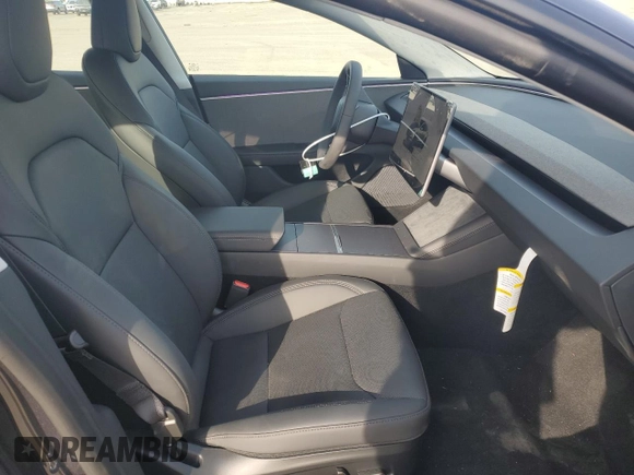 2025 Tesla Model 3 Long Range with VIN 5YJ3E1EA0SF922262, listed as a Copart auction lot 48358095 with 831 mi miles and Salvage title. Bid and sale history available at DreamBid. Image 7.