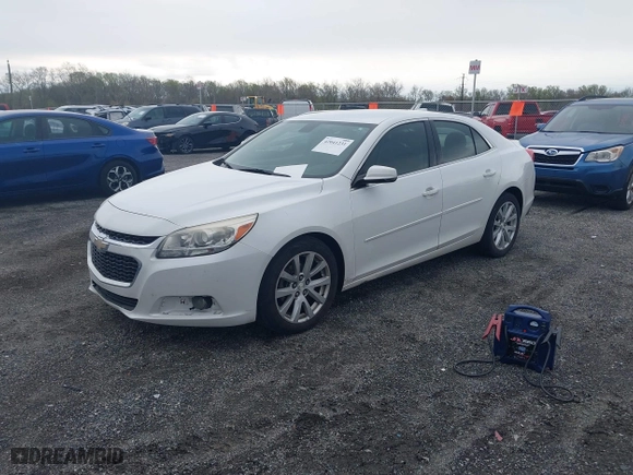 2015 Chevrolet Malibu LT with VIN 1G11D5SL5FF324119, listed as a IAAI auction lot 42041231 with 183,074 mi miles. Bid and sale history available at carsss.com. Image 2.