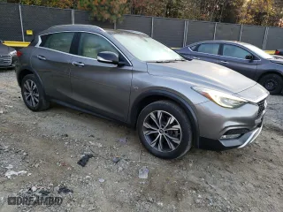 2017 Infiniti QX30 Luxury with VIN SJKCH5CR3HA018220, listed as a Copart auction lot 74152023 with 37,743 mi miles. Bid and sale history available at carsss.com. Image 4.