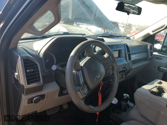 2019 Ford Super Duty F-250 SRW XL with VIN 1FT7W2BT2KEC40480, listed as a Copart auction lot 40177334 with 0 mi miles and Salvage Title. Bid and sale history available at carsss.com. Image 8.