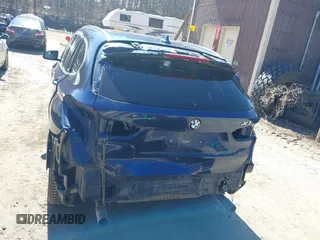 2017 BMW X1 xDrive28i with VIN WBXHT3C33H5F82035, listed as a IAAI auction lot 41944399 with 102,942 mi miles. Bid and sale history available at carsss.com. Image 6.