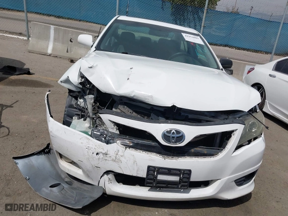 2011 Toyota Camry LE with VIN 4T1BK3EK3BU629726, listed as a IAAI auction lot 41954801 with 209,171 mi miles. Bid and sale history available at carsss.com. Image 12.