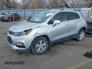 2019 Chevrolet Trax LT with VIN KL7CJLSB0KB753820, listed as a IAAI auction lot 41562873 with 65,028 mi miles and . Bid and sale history available at carsss.com. Image 2.