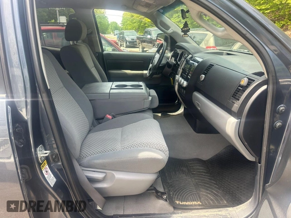 2008 Toyota Tundra with VIN 5TBBT54128S460729, listed as a Copart auction lot 59193685 with 170,346 mi miles and Clean title. Bid and sale history available at DreamBid. Image 5.