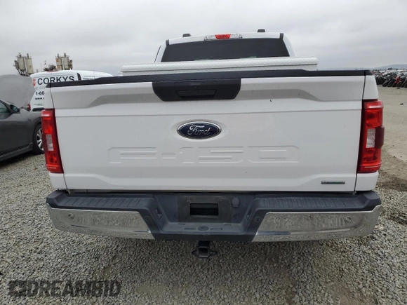2021 Ford F-150 XL z VIN 1FTEW1CP5MKD10061, wystawiony jako Copart lot #50598155 z przebiegiem 70 055 mil mil oraz Szkoda całkowita • Salvage title. Historia ofert i sprzedaży dostępna na DreamBid. Obrazek 6.