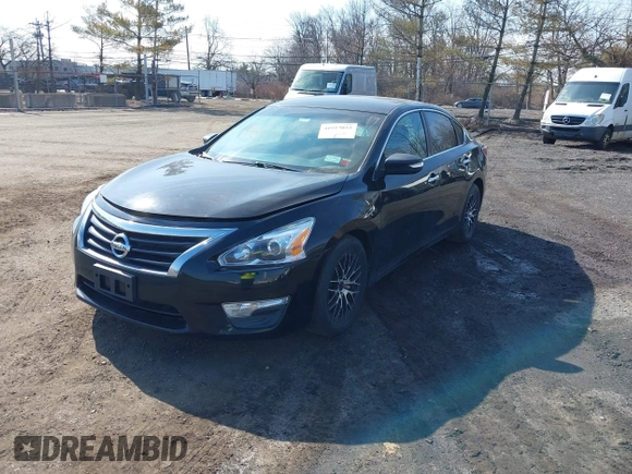 2015 Nissan Altima SV with VIN 1N4AL3AP1FC464484, listed as a IAAI auction lot 41913055 with 161,667 mi miles and . Bid and sale history available at DreamBid. Image 2.