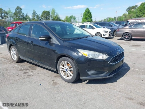 2016 Ford Focus SE with VIN 1FADP3F22GL348260, listed as a IAAI auction lot 41976299 with 131,300 mi miles. Bid and sale history available at carsss.com. Image 1.