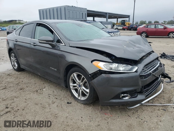 2016 Ford Fusion Titanium Hybrid with VIN 3FA6P0RU1GR204009, listed as a Copart auction lot 89110025 with 114,578 mi miles and Salvage Title. Bid and sale history available at carsss.com. Image 4.