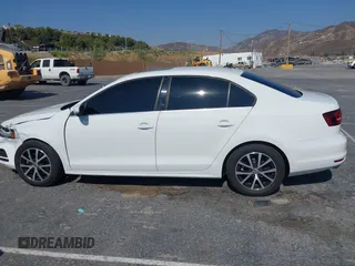 2017 Volkswagen Jetta SE with VIN 3VWDB7AJ4HM209596, listed as a IAAI auction lot 42608209 with 30,559 mi miles and . Bid and sale history available at DreamBid. Image 14.
