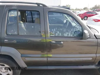 2005 Jeep Liberty Sport with VIN 1J4GK48K05W505248, listed as a IAAI auction lot 41753671 with 172,315 mi miles and . Bid and sale history available at DreamBid. Image 14.