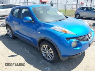 2011 Nissan Juke SL with VIN JN8AF5MV6BT015680, listed as a IAAI auction lot 42059259 with 105,704 mi miles. Bid and sale history available at carsss.com. Image 1.