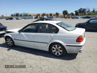 1999 BMW 3 Series 323i z VIN WBAAM3335XCA80274, wystawiony jako Copart lot #57443415 z przebiegiem 150 509 mil mil oraz Szkoda całkowita • Salvage title. Historia ofert i sprzedaży dostępna na DreamBid. Obrazek 2.