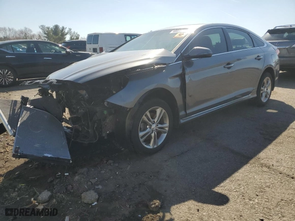 2019 Hyundai Sonata Sport with VIN 5NPE34AF9KH755662, listed as a Copart auction lot 48033335 with 0 mi miles and Salvage Title. Bid and sale history available at carsss.com. Image 1.