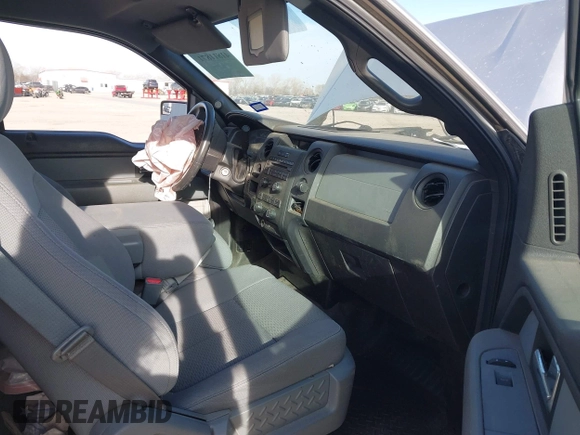 2012 Ford F-150 XL with VIN 1FTMF1CM5CFC93965, listed as a IAAI auction lot 41811871 with 1 mi miles. Bid and sale history available at carsss.com. Image 5.
