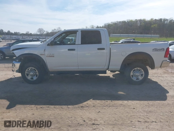 2018 Ram 2500 Tradesman with VIN 3C6UR5CJ1JG336382, listed as a IAAI auction lot 39077896 with 118,111 mi miles and . Bid and sale history available at DreamBid. Image 15.