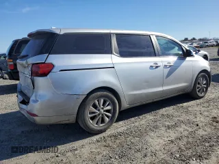 2017 Kia Sedona L with VIN KNDMA5C11H6273442, listed as a Copart auction lot 88358015 with 129,700 mi miles and Salvage Title. Bid and sale history available at DreamBid. Image 3.