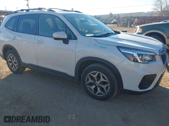2019 Subaru Forester Premium with VIN JF2SKAEC2KH521416, listed as a IAAI auction lot 41392632 with 101,052 mi miles. Bid and sale history available at carsss.com. Image 1.