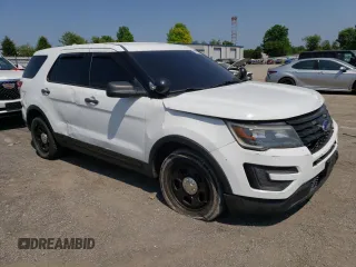 2016 Ford Police Interceptor Utility z VIN 1FM5K8AR3GGC95703, wystawiony jako Copart lot #59767605 z przebiegiem 197 427 mil mil oraz Czysty tytuł • Clean title. Historia ofert i sprzedaży dostępna na DreamBid. Obrazek 4.
