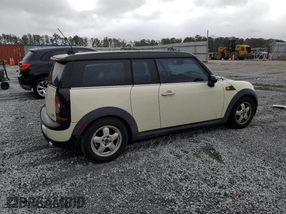 2010 MINI Clubman z VIN WMWML3C55ATX38164, wystawiony jako Copart lot #87336264 z przebiegiem 127 934 mil mil oraz Czysty tytuł • Clean title. Historia ofert i sprzedaży dostępna na DreamBid. Obrazek 3.