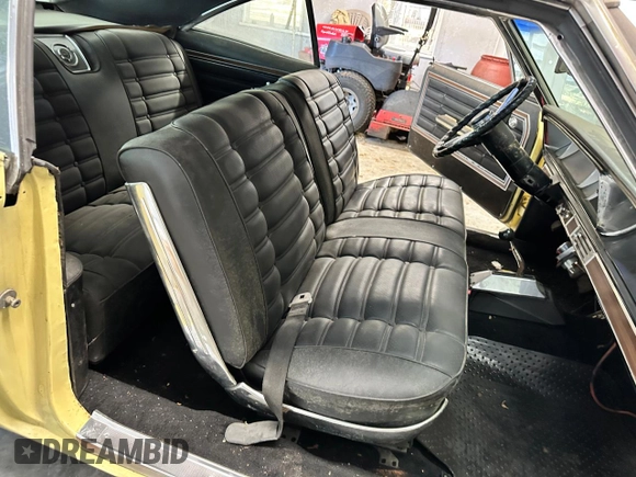 1966 Chevrolet Impala z VIN 164376Y158054, wystawiony jako Copart lot #86863514 z przebiegiem 32 332 mil mil oraz Czysty tytuł • Clean title. Historia ofert i sprzedaży dostępna na DreamBid. Obrazek 5.