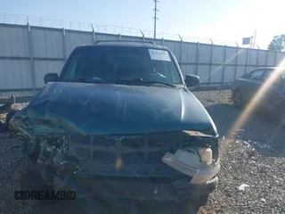 2000 Ford Explorer XLS z VIN 1FMZU62X3YUB73486, wystawiony jako IAAI lot #42542833 z przebiegiem 241 572 mil mil oraz . Historia ofert i sprzedaży dostępna na DreamBid. Obrazek 12.