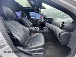 2017 Mercedes-Benz E 300 Luxury with VIN WDDZF4JB1HA192926, listed as a Copart auction lot 56244195 with 134,414 mi miles and Clean Title. Bid and sale history available at DreamBid. Image 5.